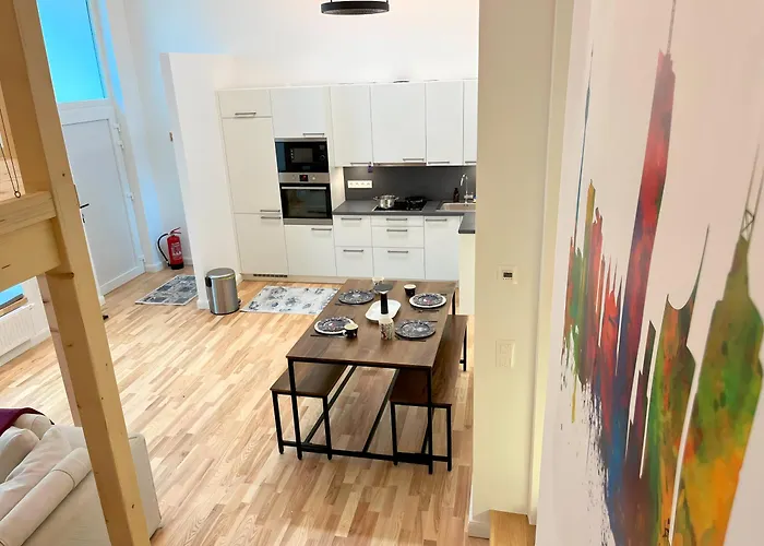 Newly Renovated Boutique * Вена